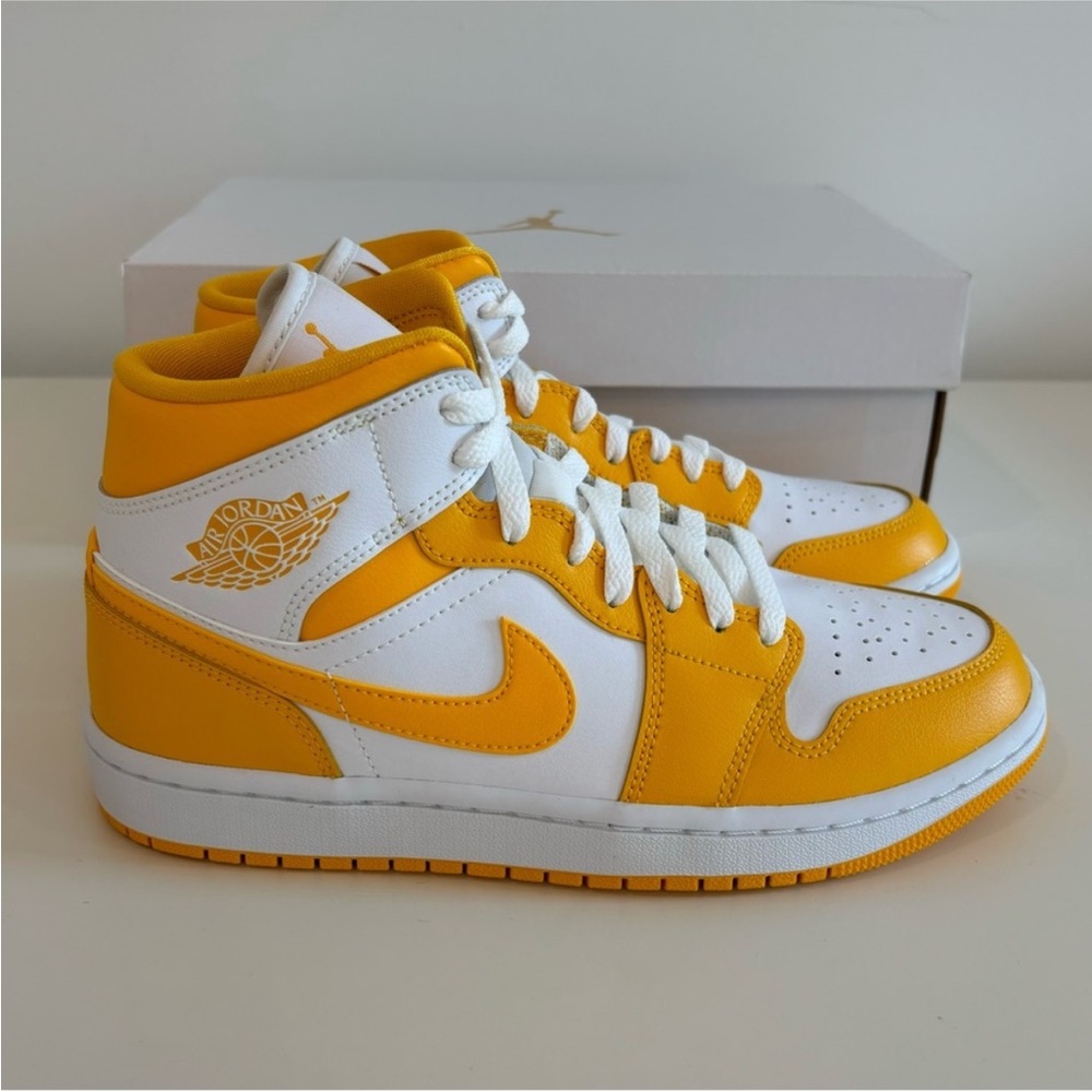Nike Jordan Air 1 Mid in Yellow and White